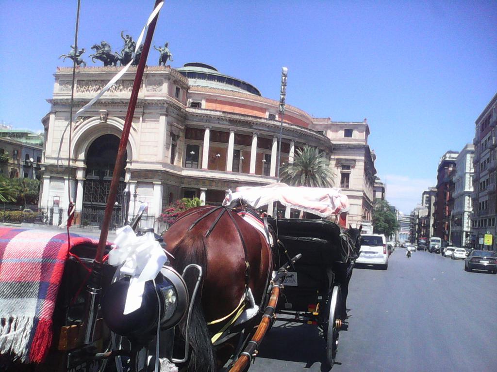 Palermo Centrale 외부 사진